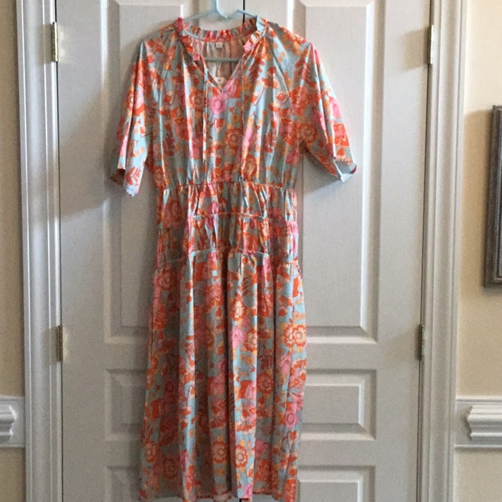 NWT dress Made With ❤️, L beautiful spring summer print.NO FLAWS. Lightweight.